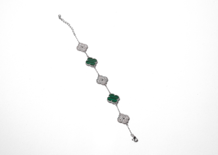Vera & Co – Silver Emerald Grace